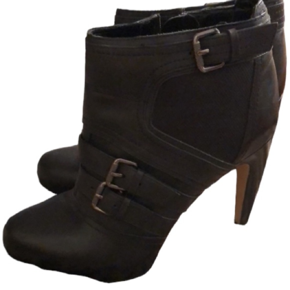 Sam Edelman size 10 black beautiful leather heeled boots with hidden platform